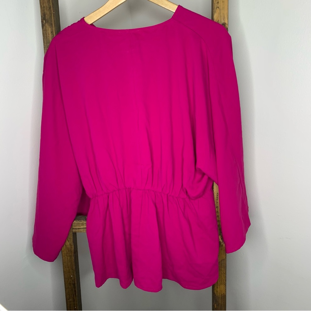 Andree by Unit Women's Pink V-Neck Top L - Picture 4 of 4